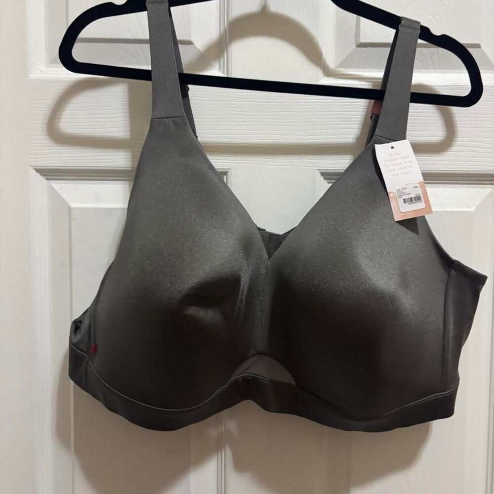 Cacique Women's Grey and Silver Bra